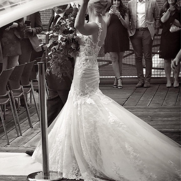 Martian Liana style #1012, wedding dress - Picture 10 of 15